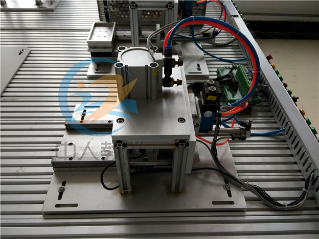 ҵӾϵͳӦʵѵϵͳ,ӾʵѵװãӹԪ